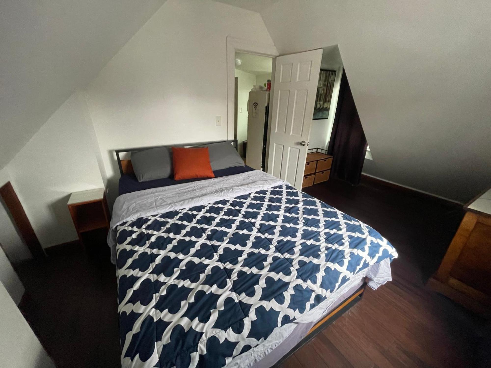 Private Loft 5 Min Away From Lga Leilighet New York Eksteriør bilde